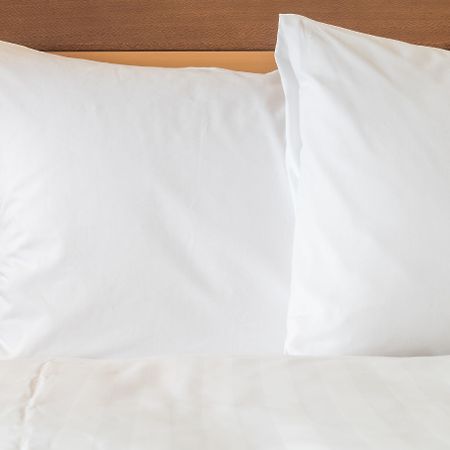Holiday Inn Express Pembroke By Ihg Kültér fotó