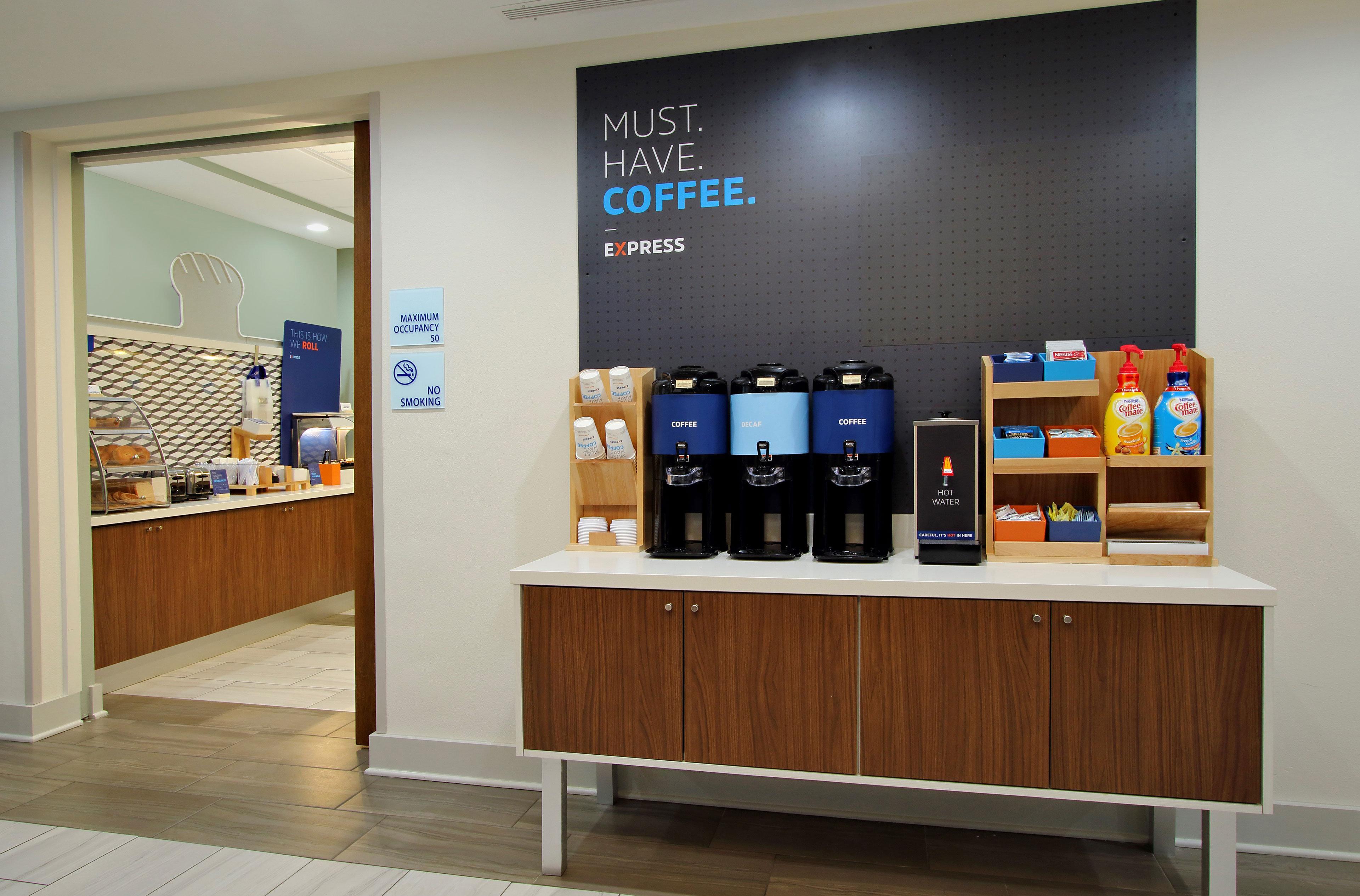 Holiday Inn Express Pembroke By Ihg Kültér fotó