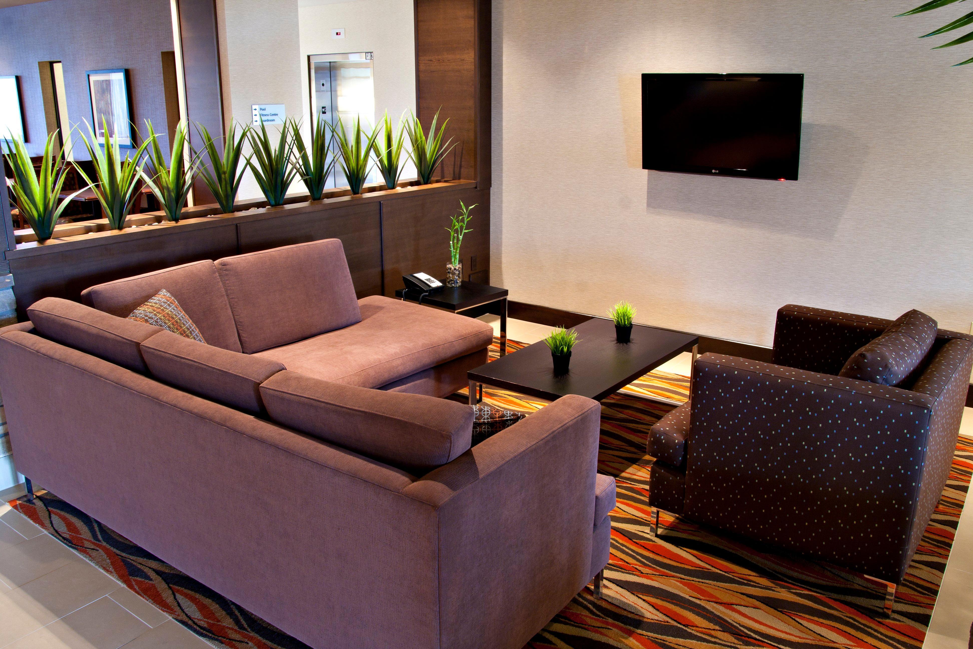 Holiday Inn Express Pembroke By Ihg Kültér fotó